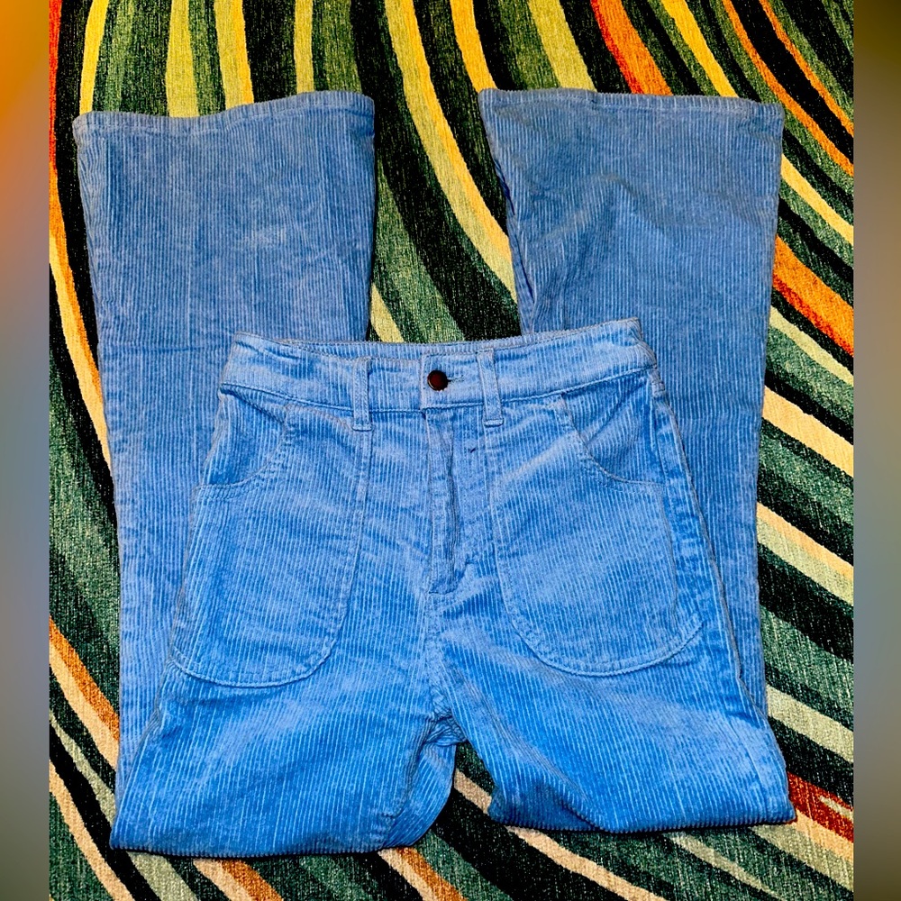 HAMMIES , beautiful turquoise blue color… thick Corderouy bell bottoms